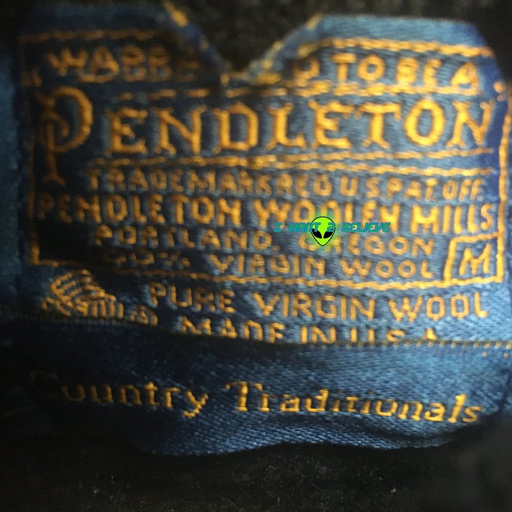 *ON HOLD* Pendleton Wool Sweater - Medium - Picture 2 of 7